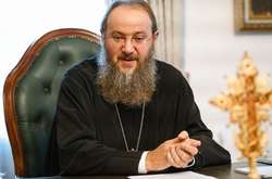  Митрополит Антоній закликав усіх віруючих, які не зможуть в цьому році потрапити в храм, не піддаватися зневірі і паніці 