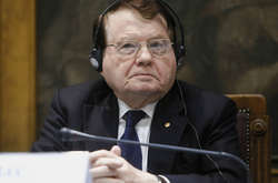 Люк Монтаньє отримав Нобелівську премію в галузі медицини і фізіології в 2008 році за відкриття ВІЛ