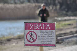 З 12 березня до 24 квітня 2020 року на всій території України установлено карантин. 