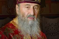  Онуфрій «черговою скорботою» називає не бойові дії, а «вірусну хворобу» 