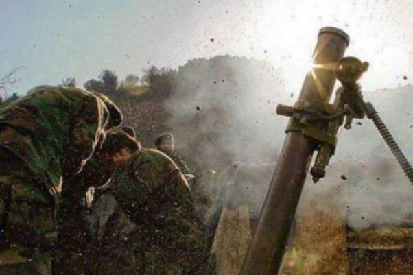 На Донбасі ворог двічі відкривав вогонь із заборонених мінометів
