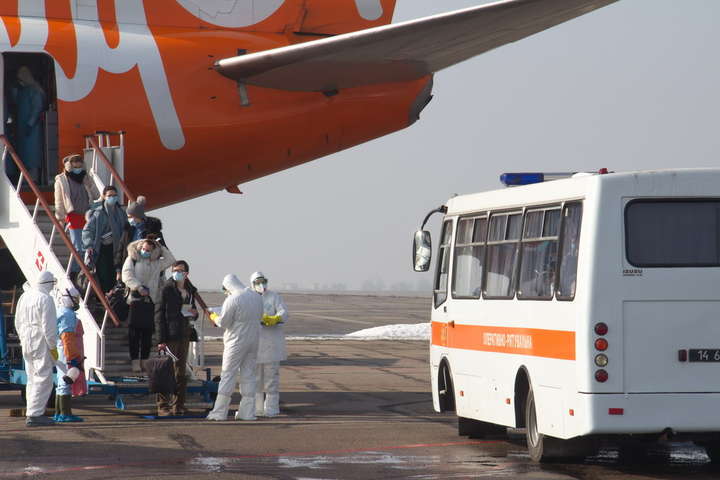 Україна наступного тижня призначить евакуаційні рейси з Ізраїлю, США і Таїланду 