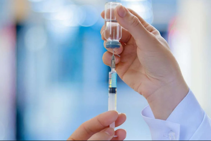 Німеччина починає випробовувати вакцину проти коронавірусу на людях