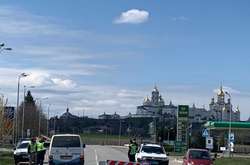 МОЗ підозрює, що в Почаївській лаврі масове захворювання на коронавірус, але настоятель московської церкви на контакт із владою не йде 