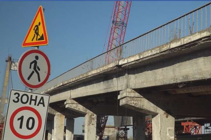 Кличко перевірив, як просуваються роботи на мосту-довгобуді (відео)