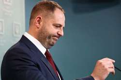 Петиція з вимогою звільнити Єрмака набрала потрібну кількість голосів