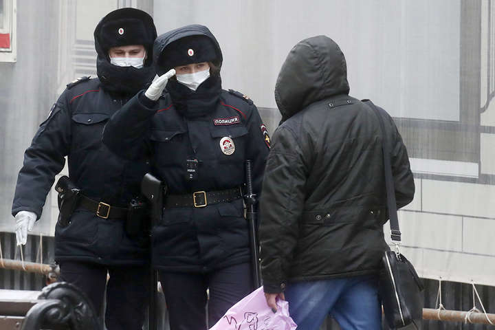 Коронавирус превращает Россию в страну для полиции