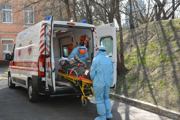 Коронавірус не зупиняється: у Києві вже понад 1100 випадків Covid-19