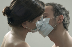 Опасность в постели: передается ли Covid-19 половым путем