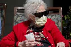 Пожилые люди могут иметь нетипичные симптомы коронавируса