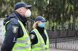 Відвідування кладовищ під забороною: поліція виставила понад 22 тис. правоохоронців