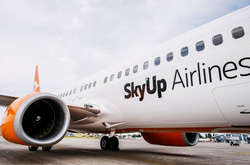 SkyUp: Авіаційна служба України затримала спецрейс Київ-Франкфурт з іноземцями на борту