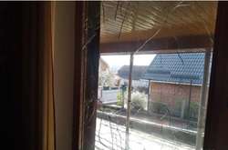 На Київщині розбили вікна в будинку журналіста, відкрито провадження