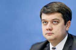  «Є різні бачення кадрових призначень до Кабінету міністрів України, як у фракції «Слуга народу», так і в інших фракціях» – Разумков. 