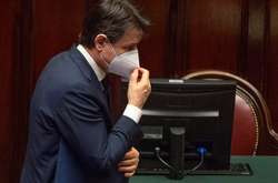 «Відновлення навчання у школах раніше за вересень неможливе, оскільки багато вчителів старшого віку і є великий ризик їхнього зараження» - Конте