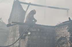 Загорання виникло у недіючій складській будівлі