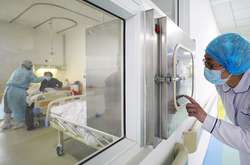 За кордоном від коронавірусу лікуються 163 українці