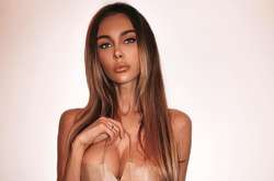  Женщины надели пакеты на голое тело и запустили новый тренд 
  