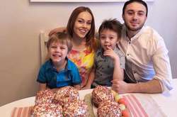 У звездных супругов Alyosha и Тараса Тополи уже есть два сына - 7-летний Рома и 4-летний Марк