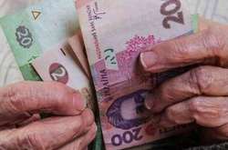 Уряд з травня збільшує пенсії: кому і на скільки