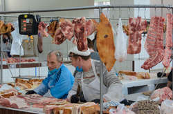 Уряд сьогодні має вирішити, коли відкривати продовольчі ринки