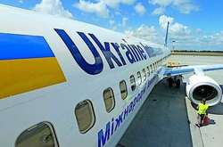 МАУ заявила, що їй заборонили виконати рейс, яким українські заробітчани мали дістатись до Лондона