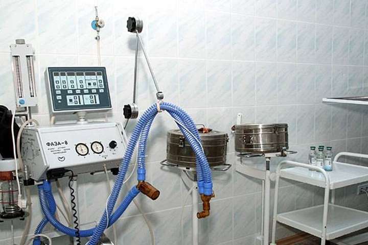 Уряд виділить 100 млн грн на закупівлю апаратів штучної вентиляції легень