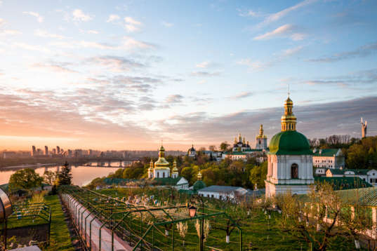 Петиція з вимогою забрати Лавру у Московської церкви набрала потрібну кількість голосів