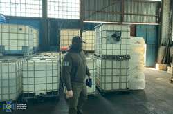  На Київщині військова контррозвідка СБУ виявила масштабне підпільне виробництво та реалізацію неякісних дезінфікуючих засобів, зокрема структурам Міноборони 