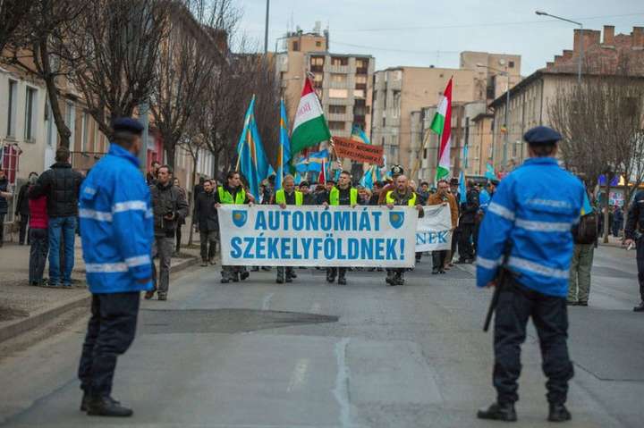 У Румунії з’явиться угорська автономія