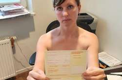 Німецькі медики влаштували «голий коронавірусний протест»