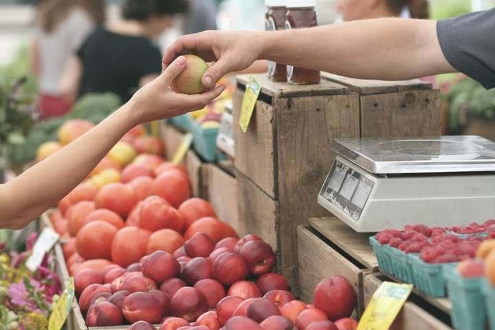 «Продавала овочі, щоб прожити»: суд на Буковині виправдав підприємицю, яка порушила карантин