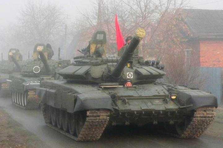 Боевая подготовка и усиление вооружения сухопутных войск России на границах с Украиной
