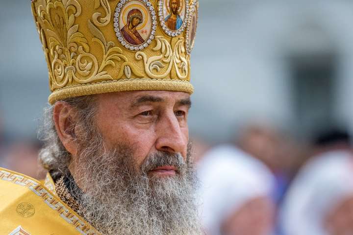 Почему Московская церковь отправляет своих прихожан умирать от коронавируса?
