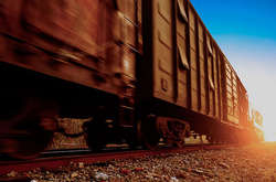 Инициатива Криклия о росте грузовых тарифов осложнит положение ключевых отраслей экономики - СМИ 