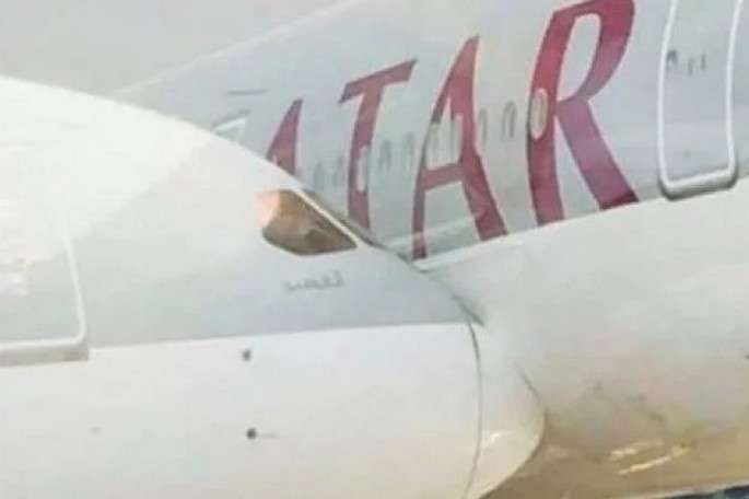 В аеропорту Катару через сильний шторм зіткнулися два літаки (відео)