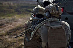 Наші військовослужбовці з наявних вогневих засобів дали окупаційним підрозділам гідну відсіч і жорстко подавили злочинну збройну активність