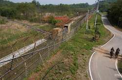 Кордон Північної і Південної Кореї