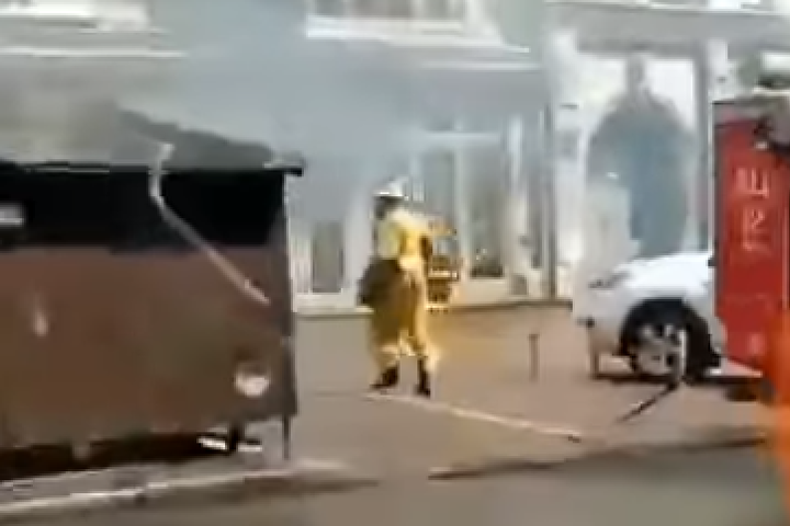 У центрі Києва спалахнула пожежа (відео)