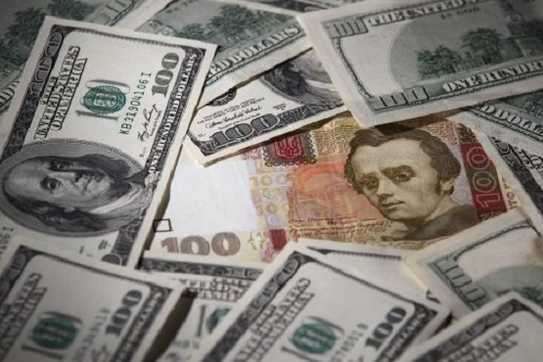 Долар знову падає: курс валют на 4 травня