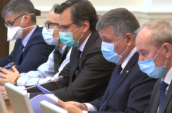 У магазинах мережі «Епіцентр» та «Нова лінія» правоохоронці зафіксували випадки, коли торгували меблями, електронікою, що не було передбачено умовами карантину, - Арсен Аваков