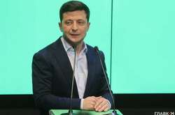 Владимира Зеленского на условных ближайших выборах поддержали бы более 40% украинцев, выяснили социологи