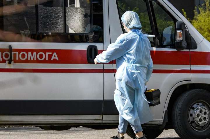 У Києві за добу кількість виявлених хворих на коронавірус зросла майже на пів сотні