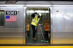 Впервые за 115 лет. Метро Нью-Йорка закрыли для дезинфекции