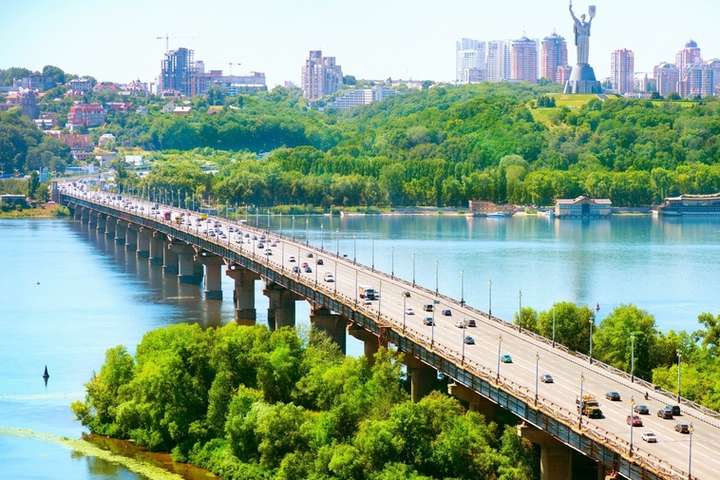 Після дощу дихайте глибше. Київ увійшов у трійку міст із найчистішим повітрям