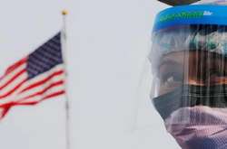  США залишаються країною, де зафіксована найбільша кількість хворих та померлих від хвороби, спричиненої новим коронавірусом 
