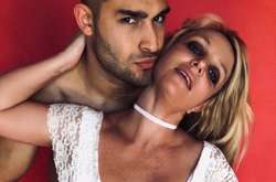  38-летняя американская певица Бритни Спирс заявила, что мечтает снова стать матерью 
  