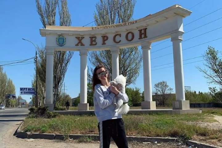 Вуханська «дівчина з собачкою» пояснила, як їй вдалося повернутися в Україну