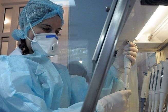 Число заразившихся коронавирусом в Украине превысило 14 тысяч