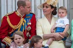 Елизавета II запретила Кейт Миддлтон рожать детей